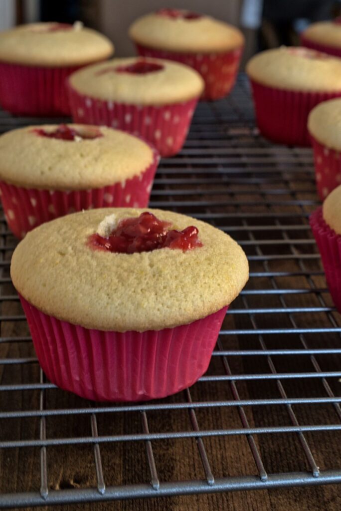 lemon cupcakes with raspberry filling